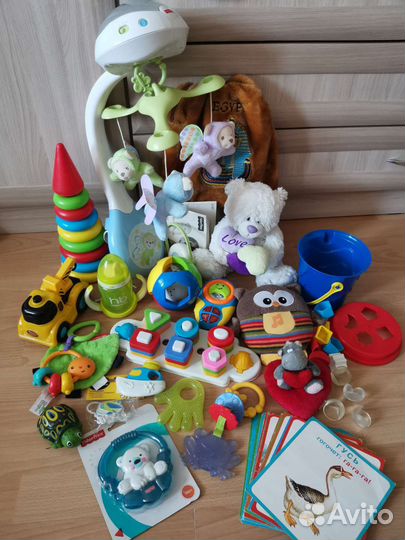 Детские развивающие игрушки пакетом