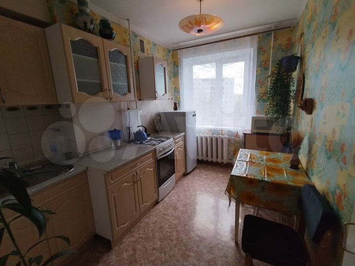 2-к. квартира, 45 м², 3/9 эт.