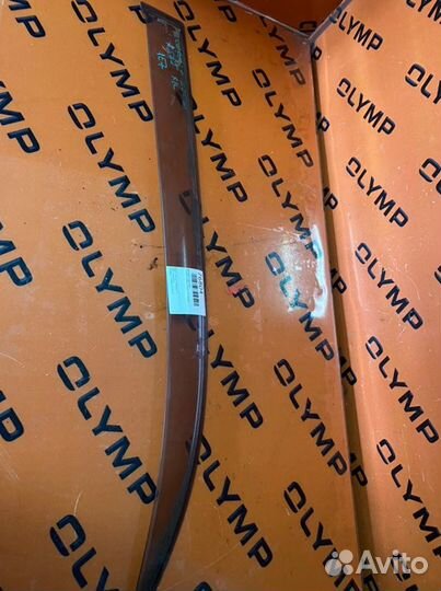 Ветровик задний левый Toyota Corolla NZE121 1NZ-FE