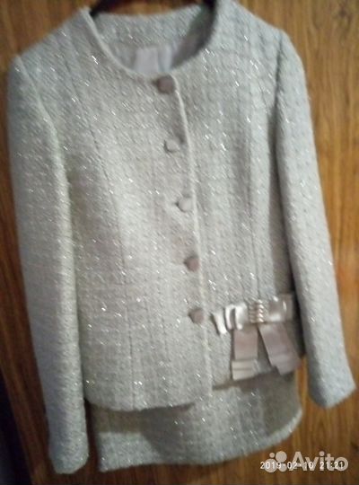 Женский костюм