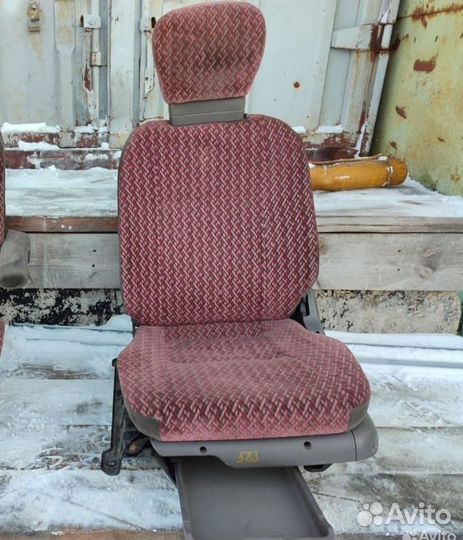 Сиденья ммс кантер