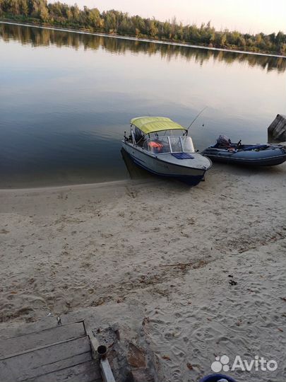 Лодка с мотором