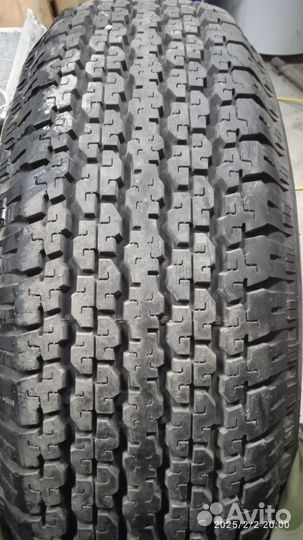 Bridgestone Dueler H/T D689 215/60 R16