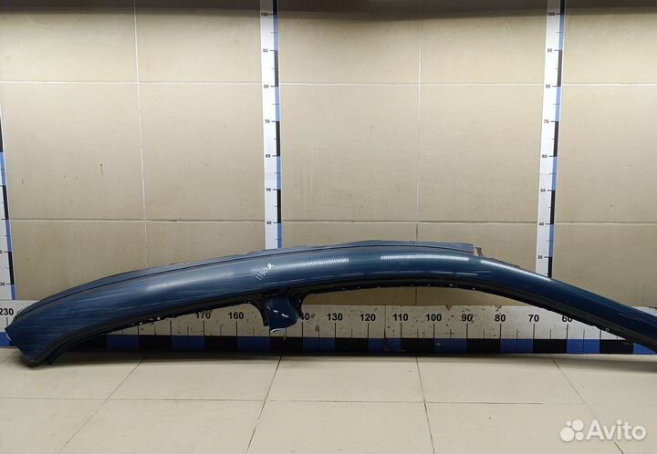 Б/У Б/У Рамка лобового стекла правая царапины