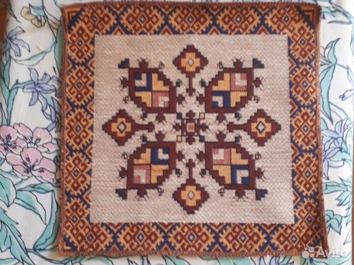 Габеленовые салфетки и дорожка