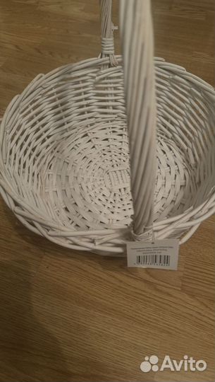 Корзина плетеная для подарков