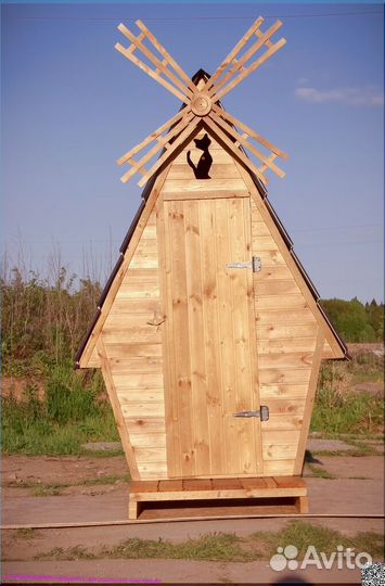 Уличный туалет деревянный DRE453
