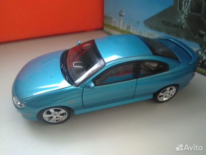 Модель 1:18 Pontiac GTO