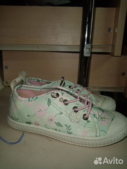 Обувь для девочки
