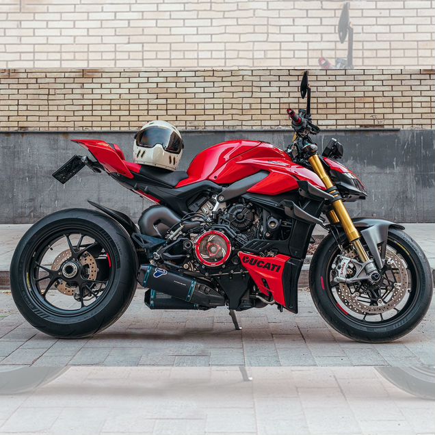 Ducati Streetfighter V4 S, 2023, 5 500 км