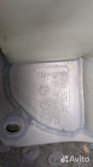 Бачок расширительный Mercedes C W203, 2003