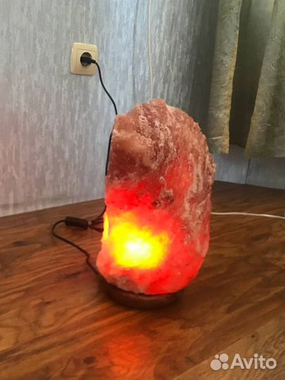 Соляной лечебный (солевой) светильник