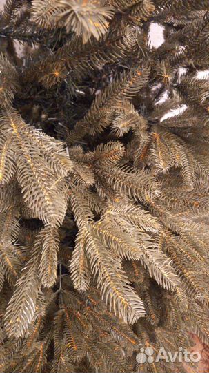 Елка искусственная 210 см литая