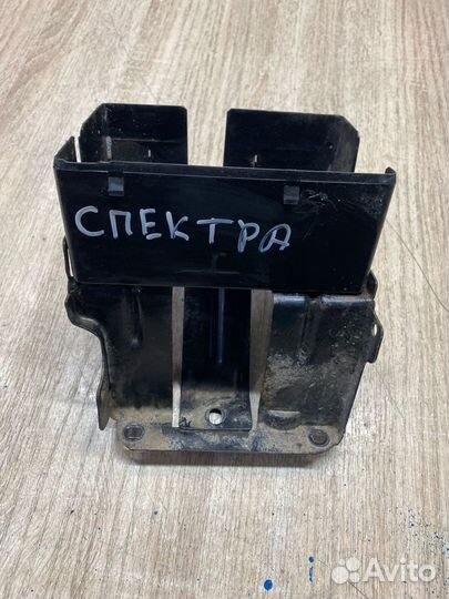 Короб Блока Предохранителей Kia Spectra