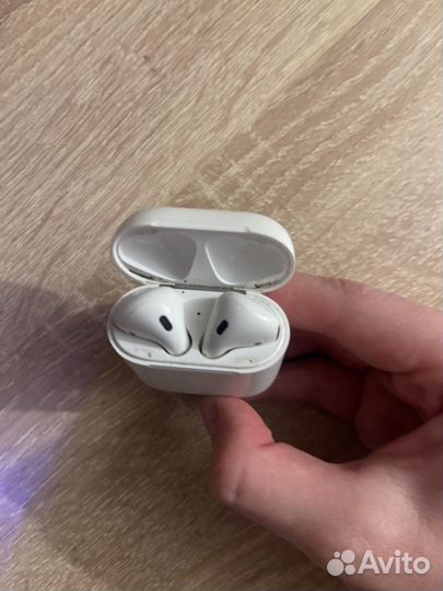 Airpods 2