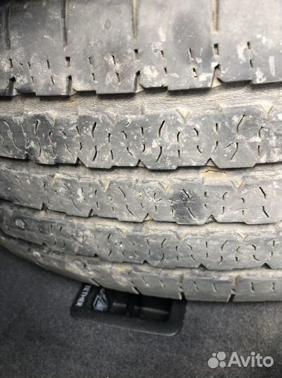 Kumho 954 235/70 R16