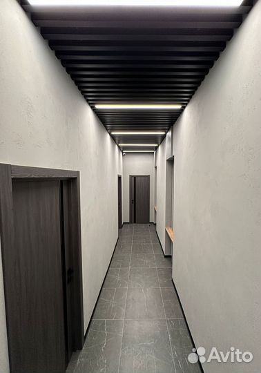 Потолок кубообразный черный