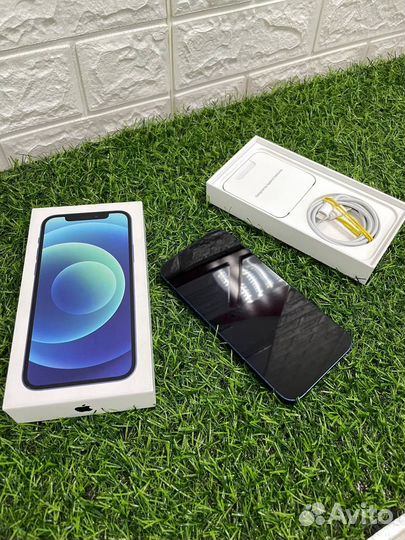 iPhone 12, 64 ГБ