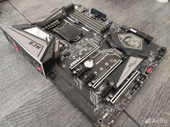 Материнская плата MSI MEG Z390 ACE