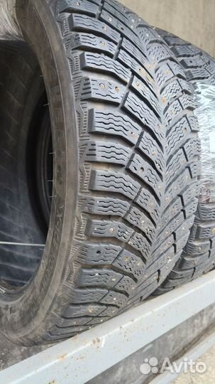 Michelin X-Ice North 4 235/45 R18 98T