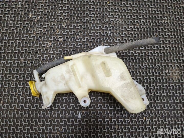 Бачок расширительный Jeep Grand Cherokee, 2011