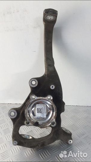 Кулак передний правый Mercedes-Benz E-Класс