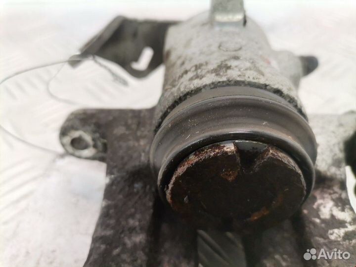 Суппорт задний левый для Volkswagen Golf 4