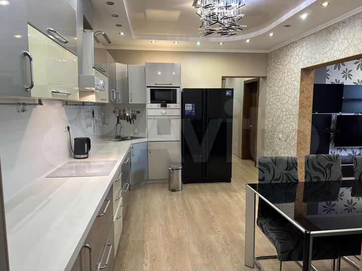 3-к. квартира, 107 м², 5/21 эт.