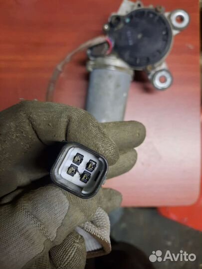 Моторчик стеклоочистителя Opel Antara 2007-2015