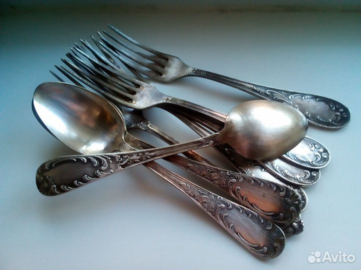 Столовые приборы