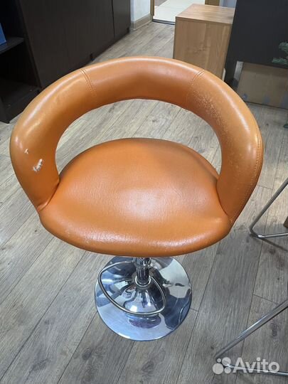 Барный стул