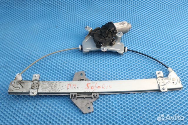 Стеклоподъемник передний правый Hyundai Solaris 1