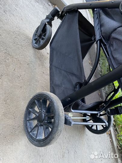Прогулочная коляска rich family
