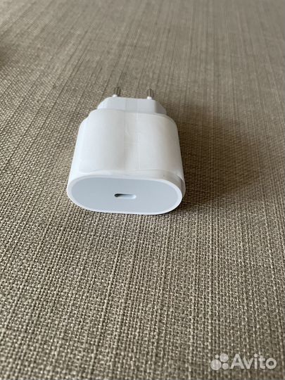 Адаптер питания Apple USB-C 20W (Оригинал)