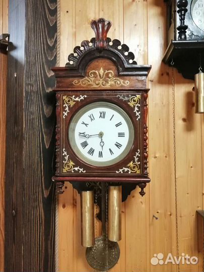 Старинные настенные часы