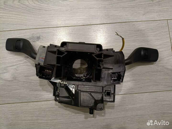 Подрулевой переключатель на Ford focus 2