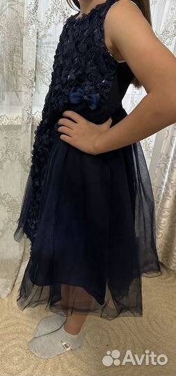 Нарядное платье