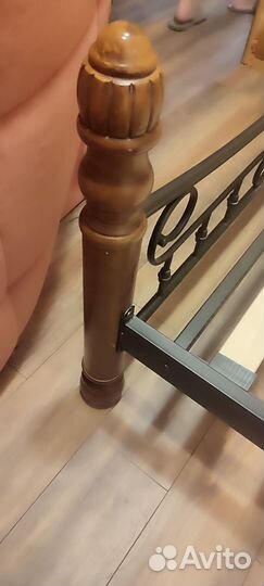 Кровать двухспальная 160 200 бу