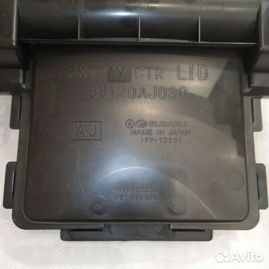 Консоль (рамка) магнитолы Subaru Outback BR