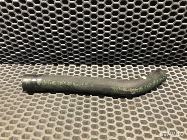 Патрубок системы охлаждения W202 W208