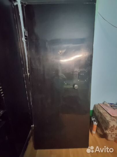 Дверь входная металлическая