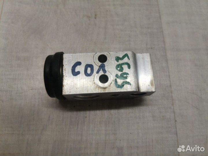 Клапан кондиционера Hyundai Solaris 1 1.4 G4FA