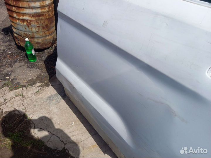 Дверь задняя левая Ford Explorer 5