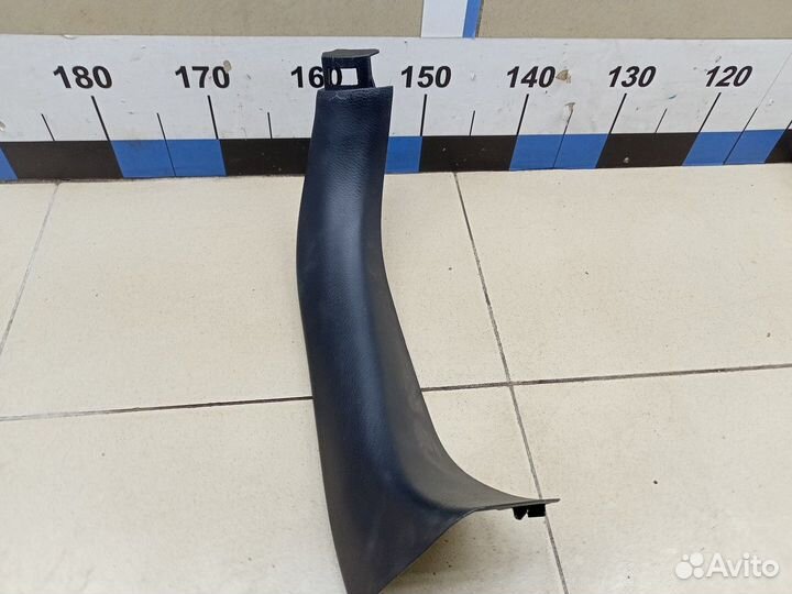 Обшивка двери багажника RAV 4 2013