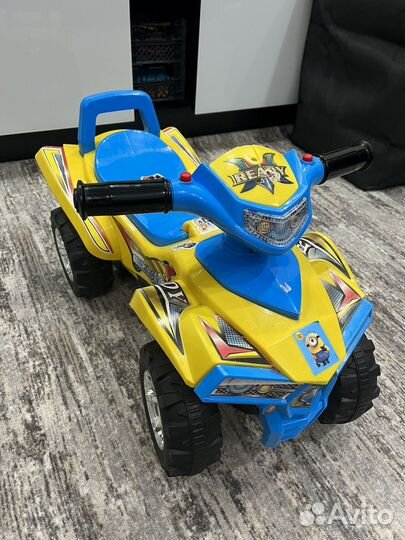 Детская каталка - квадроцикл
