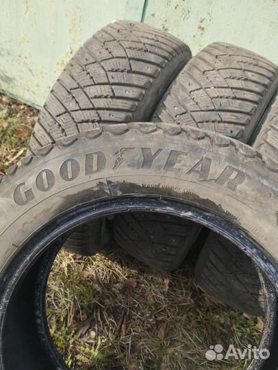 Goodyear UltraGrip 185/65 R15
