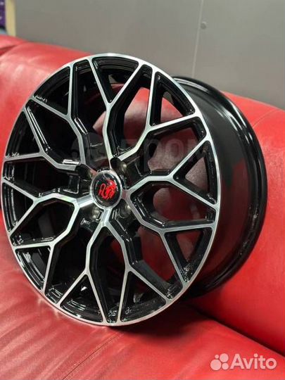 Диск литой Replica Vossen HF2 R17 4*100 J7.5