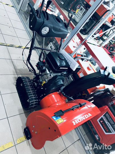 Снегоуборщик Honda HSS GX420 18лс