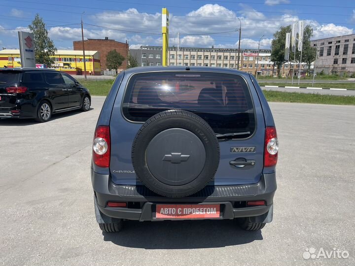 Chevrolet Niva, 2011