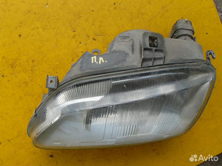 Фара левая для Renault Scenic Megane 1